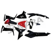 Πλαστικά σετ για MODENAS GT 135